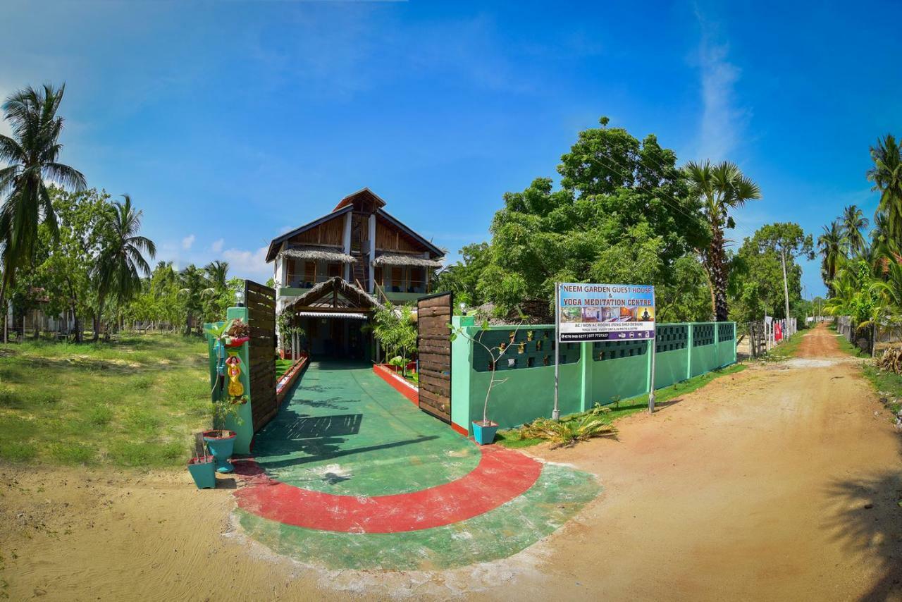Neem Garden Guest House Batticaloa Exterior photo