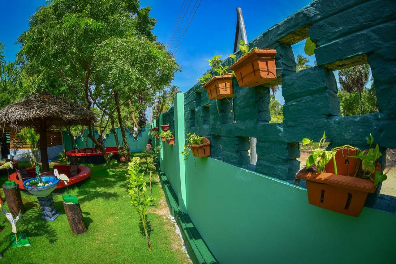 Neem Garden Guest House Batticaloa Exterior photo